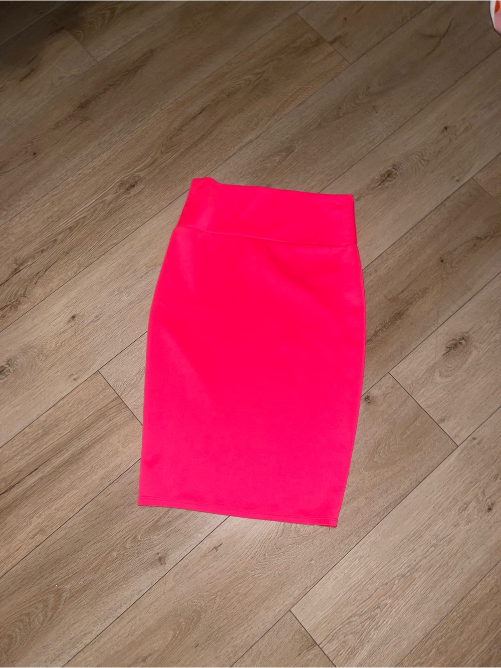 High-Waist Neon Pink Pencil Skirt